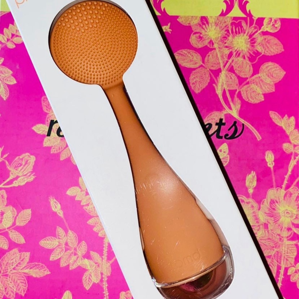 PMD Clean Smart Facial Cleansing Device Face Cleaner Brush NEW